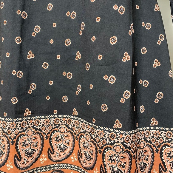 Abercrombie & Fitch Black and Orange Long Sleeve Dress - Picture 3 of 8